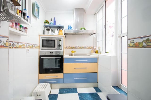 3 Zimmer Wohnung zu verkaufen in Amate, Sevilla Stadt - 195.000 € (Ref: 10076514)