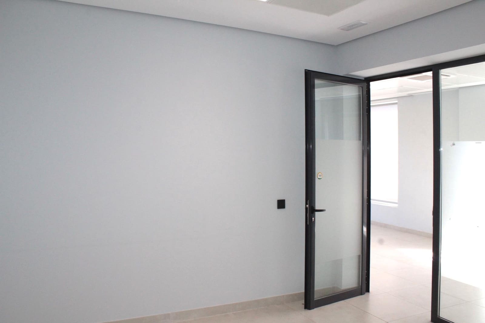 Local Commercial à vendre à Seville ville - 75 500 € (Ref: 10076515)