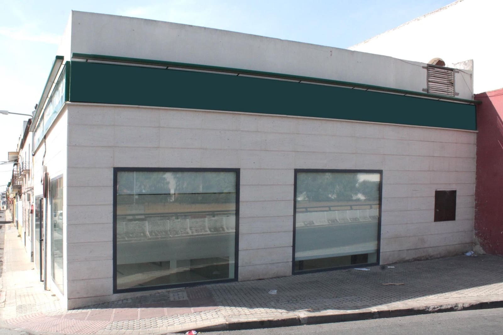 Local Commercial à vendre à Seville ville - 75 500 € (Ref: 10076515)