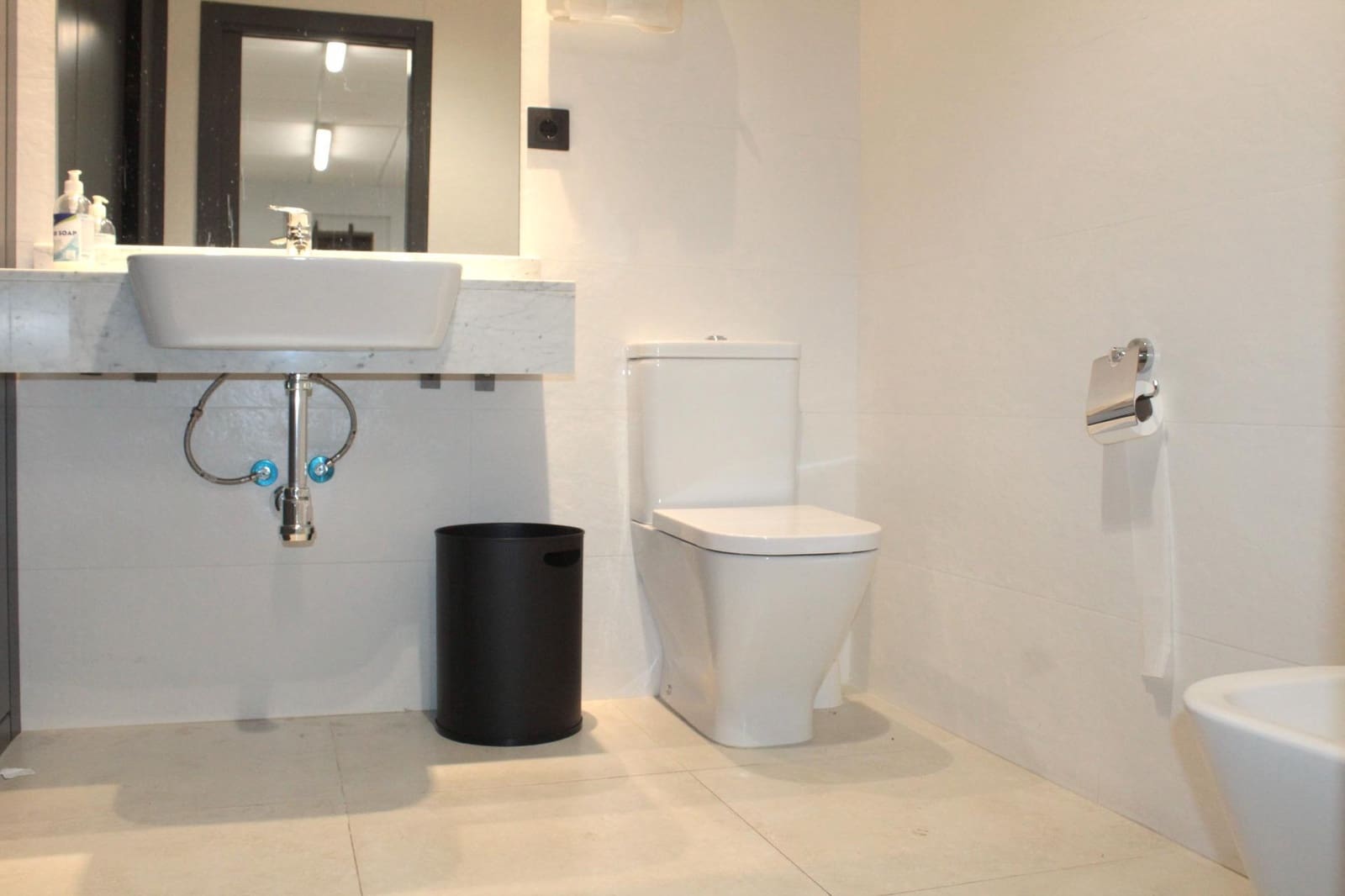 Local Commercial à vendre à Seville ville - 75 500 € (Ref: 10076515)