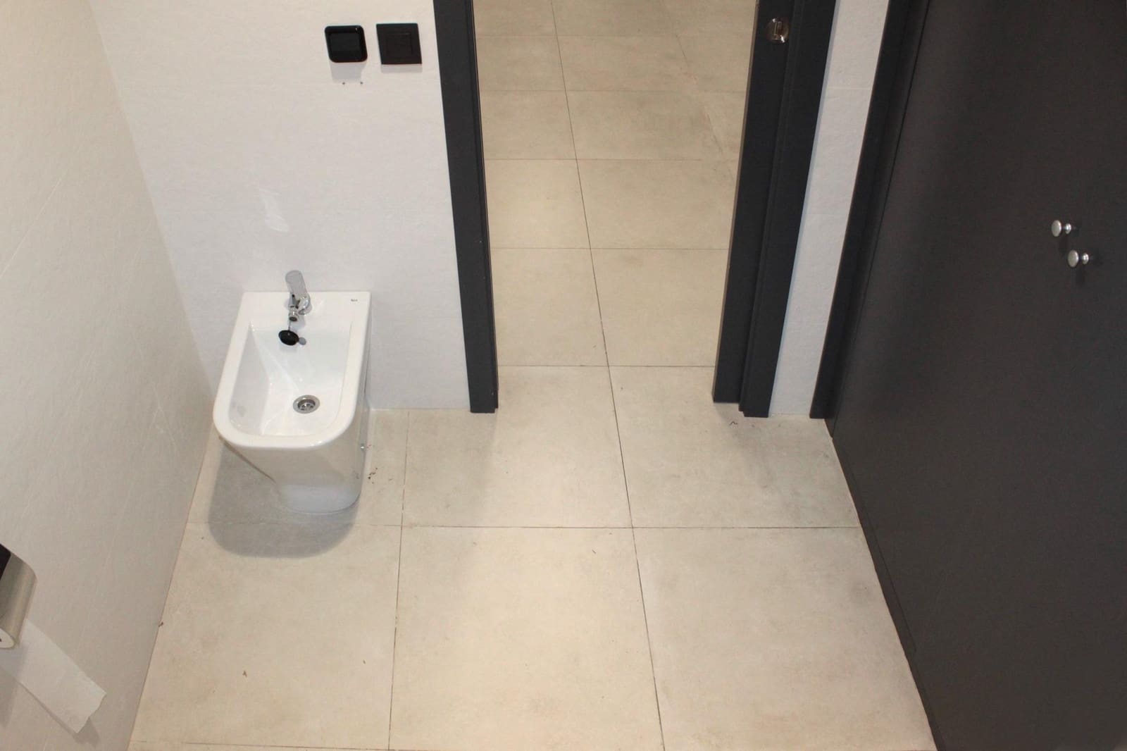 Local Commercial à vendre à Seville ville - 75 500 € (Ref: 10076515)