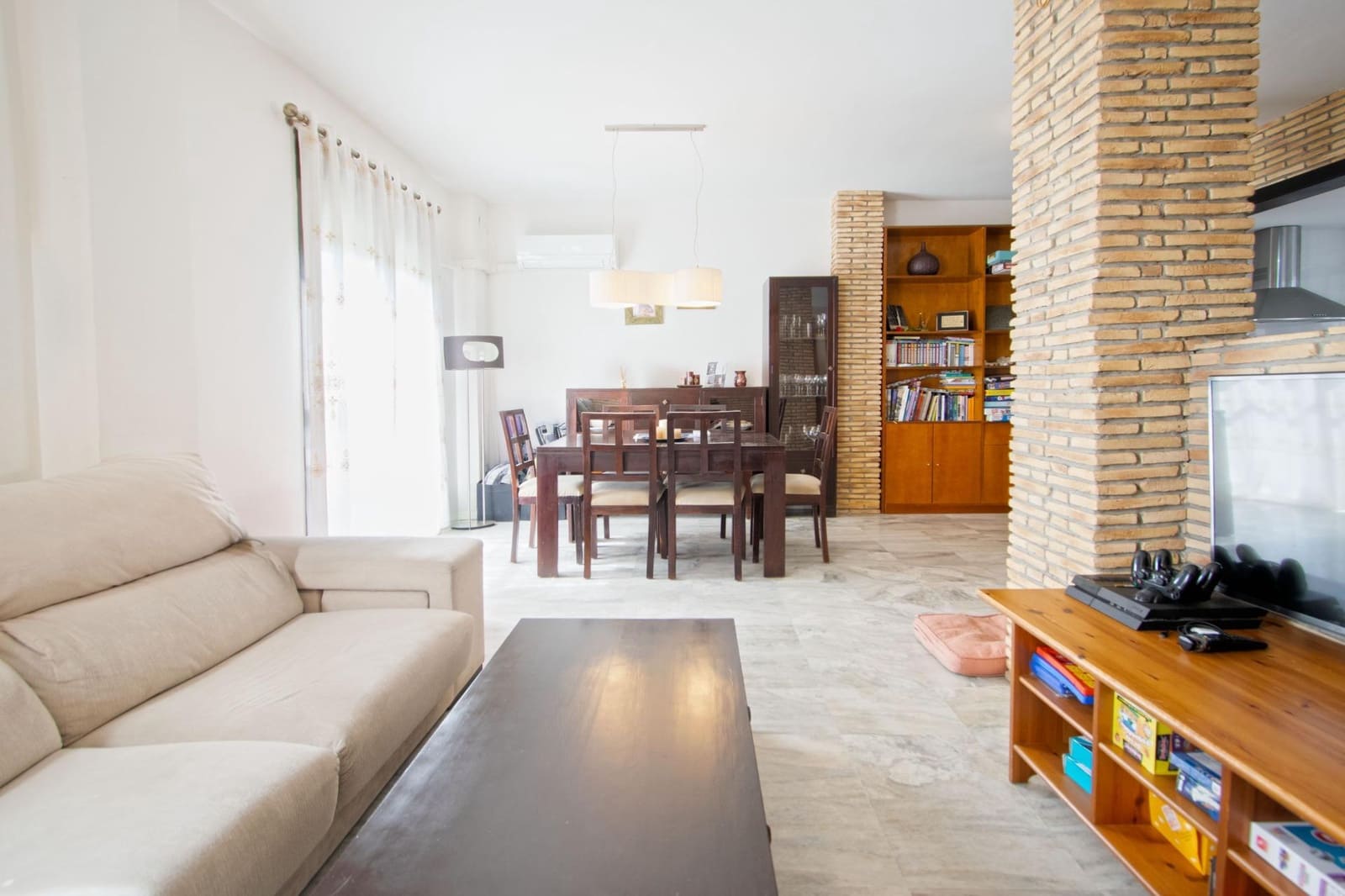 3 slaapkamer Flat te koop in Sevilla stad met zwembad garage - € 280.000 (Ref: 10081358)