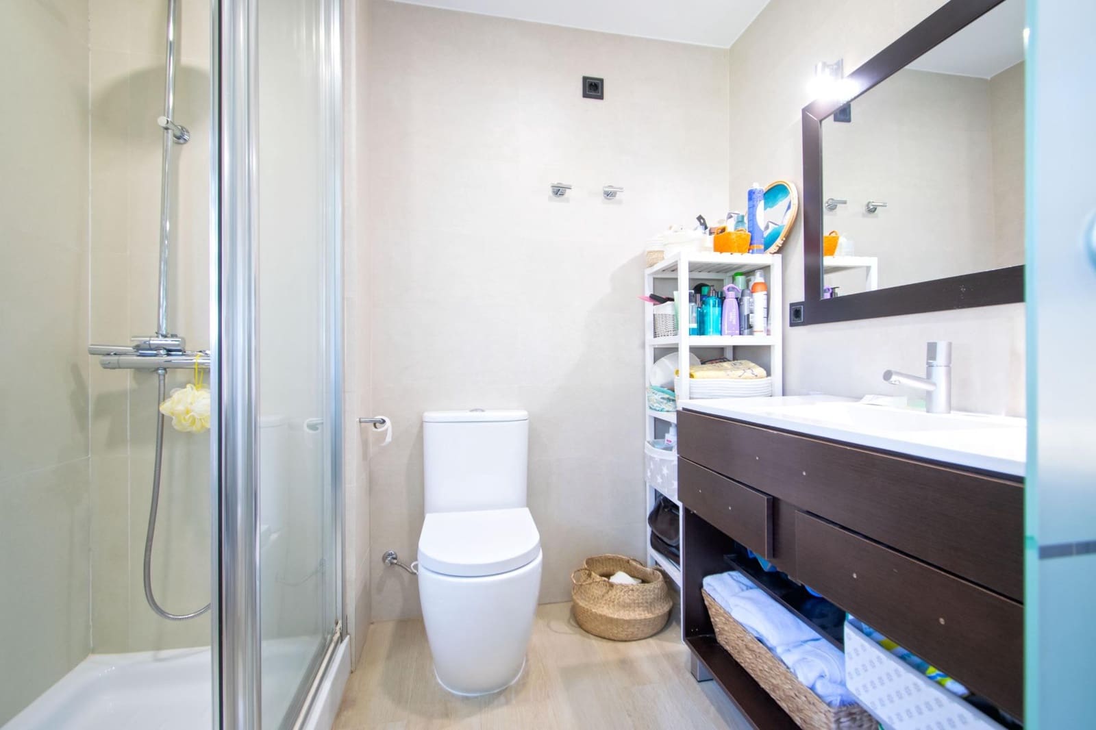 3 slaapkamer Flat te koop in Sevilla stad met zwembad garage - € 280.000 (Ref: 10081358)