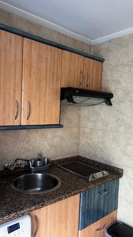 2 slaapkamer Flat te huur in Sevilla stad - € 1.100 (Ref: 10081359)