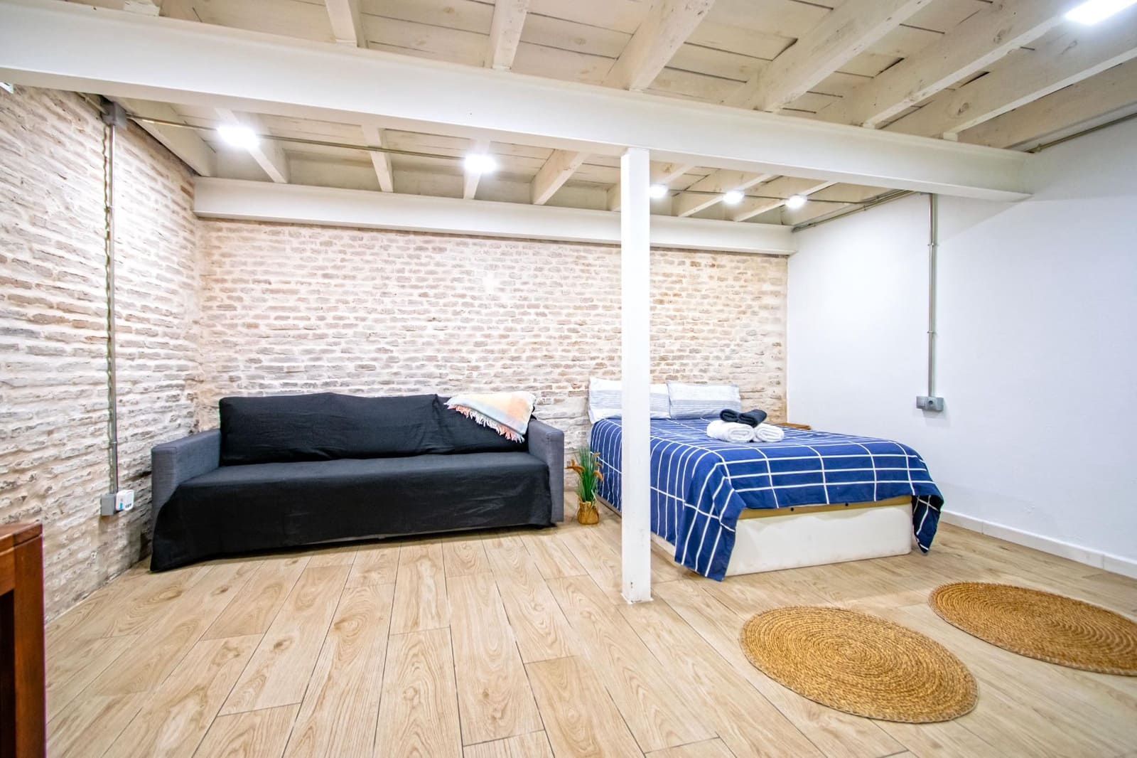 1 Zimmer Apartment zu verkaufen in Sevilla Stadt - 240.000 € (Ref: 10081360)