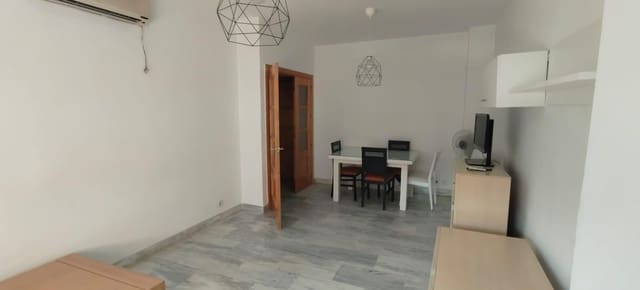 Appartement de 3 chambres à louer à Séville ville avec garage - 850 € (Ref: 10081361)