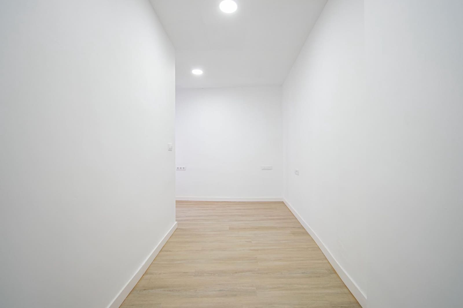 2 slaapkamer Flat te koop in Sevilla stad - € 349.000 (Ref: 10086286)
