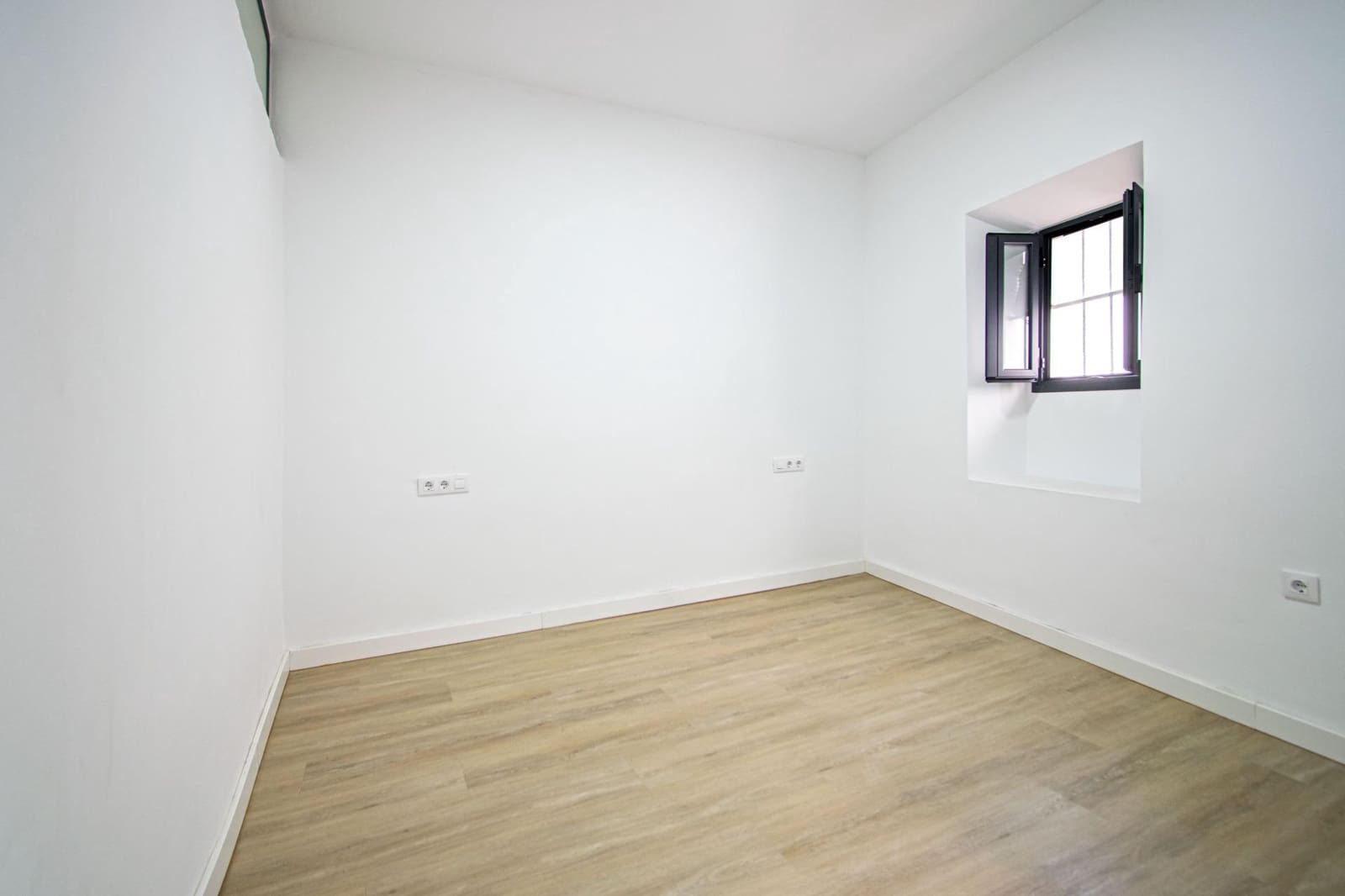 2 Zimmer Wohnung zu verkaufen in Sevilla Stadt - 349.000 € (Ref: 10086288)