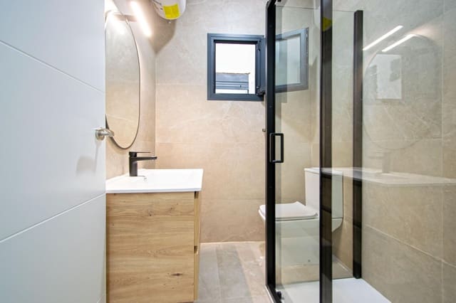 2 slaapkamer Flat te koop in Sevilla stad - € 349.000 (Ref: 10086290)