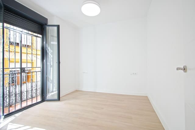2 slaapkamer Flat te koop in Sevilla stad - € 349.000 (Ref: 10086290)