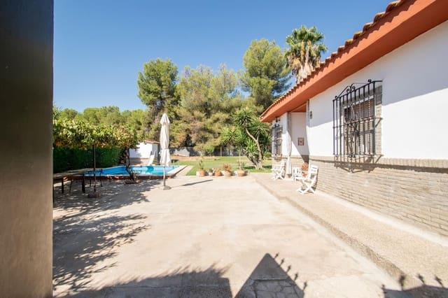 3 soveværelse Villa til salg i Los Palacios y Villafranca med swimmingpool - € 200.000 (Ref: 10086292)
