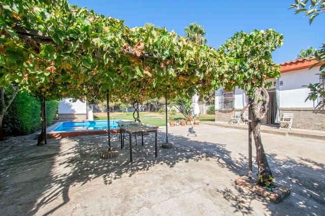 3 soveværelse Villa til salg i Los Palacios y Villafranca med swimmingpool - € 200.000 (Ref: 10086292)