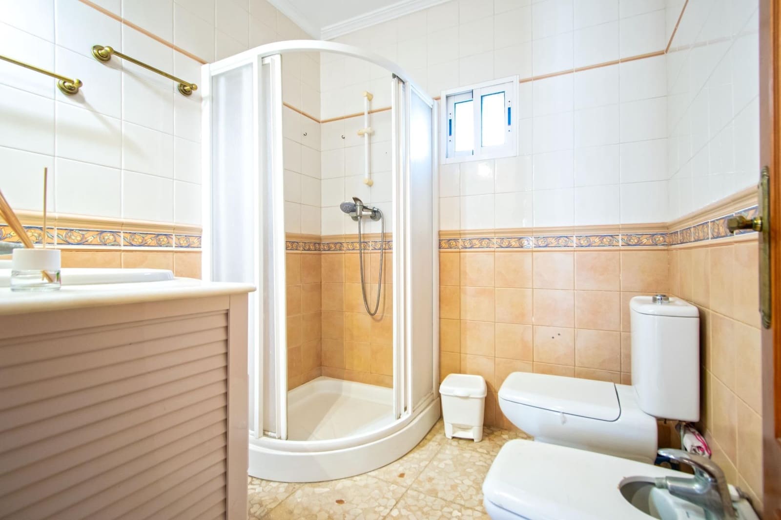 3 camera da letto Villa in vendita in Los Palacios y Villafranca con piscina - 200.000 € (Rif: 10086292)
