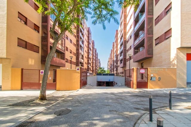 3 makuuhuone Asunto myytävänä paikassa Dos Hermanas mukana 
autotalli - 198 000 € (Ref: 10089805)
