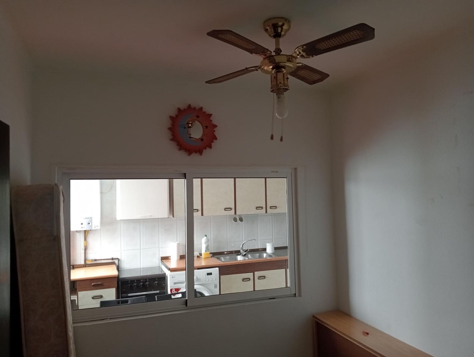 Piso de 4 habitaciones en Sevilla ciudad en alquiler - 900 € (Ref: 10089806)
