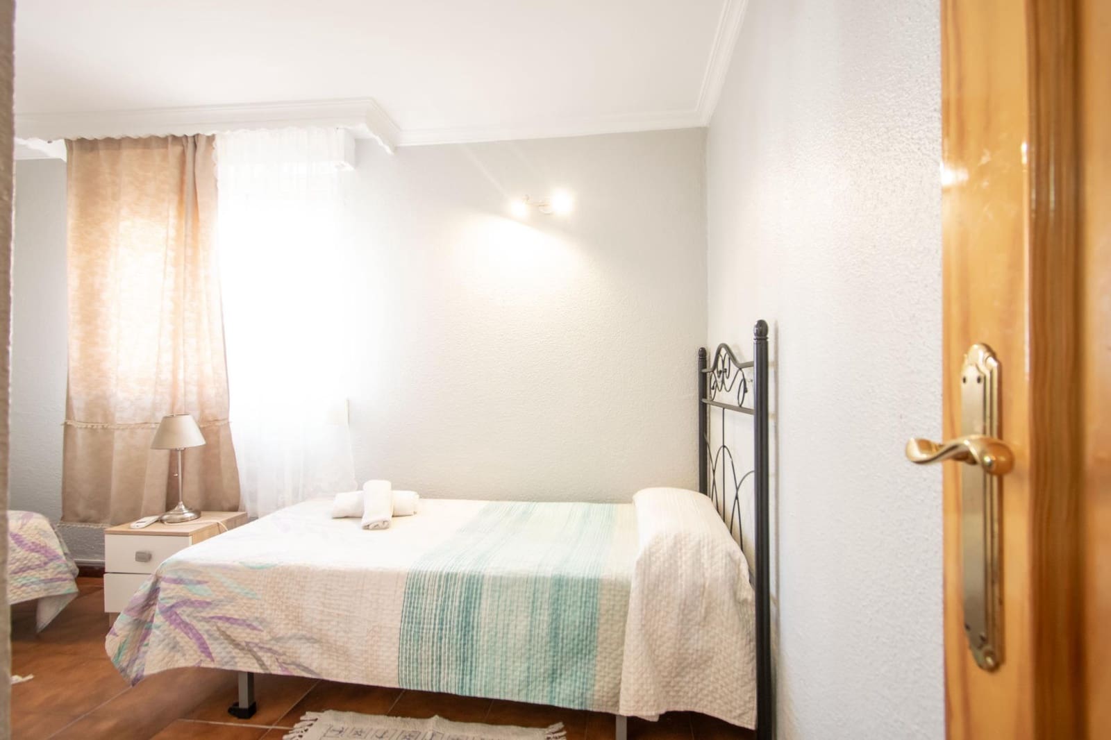 5 bedroom Terraced Villa for sale in Montequinto with pool - € 350,000 (Ref: 10094797)