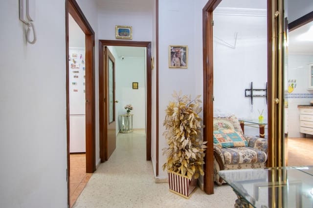 Piso de 3 habitaciones en Sevilla ciudad en venta con piscina garaje - 287.000 € (Ref: 10100266)