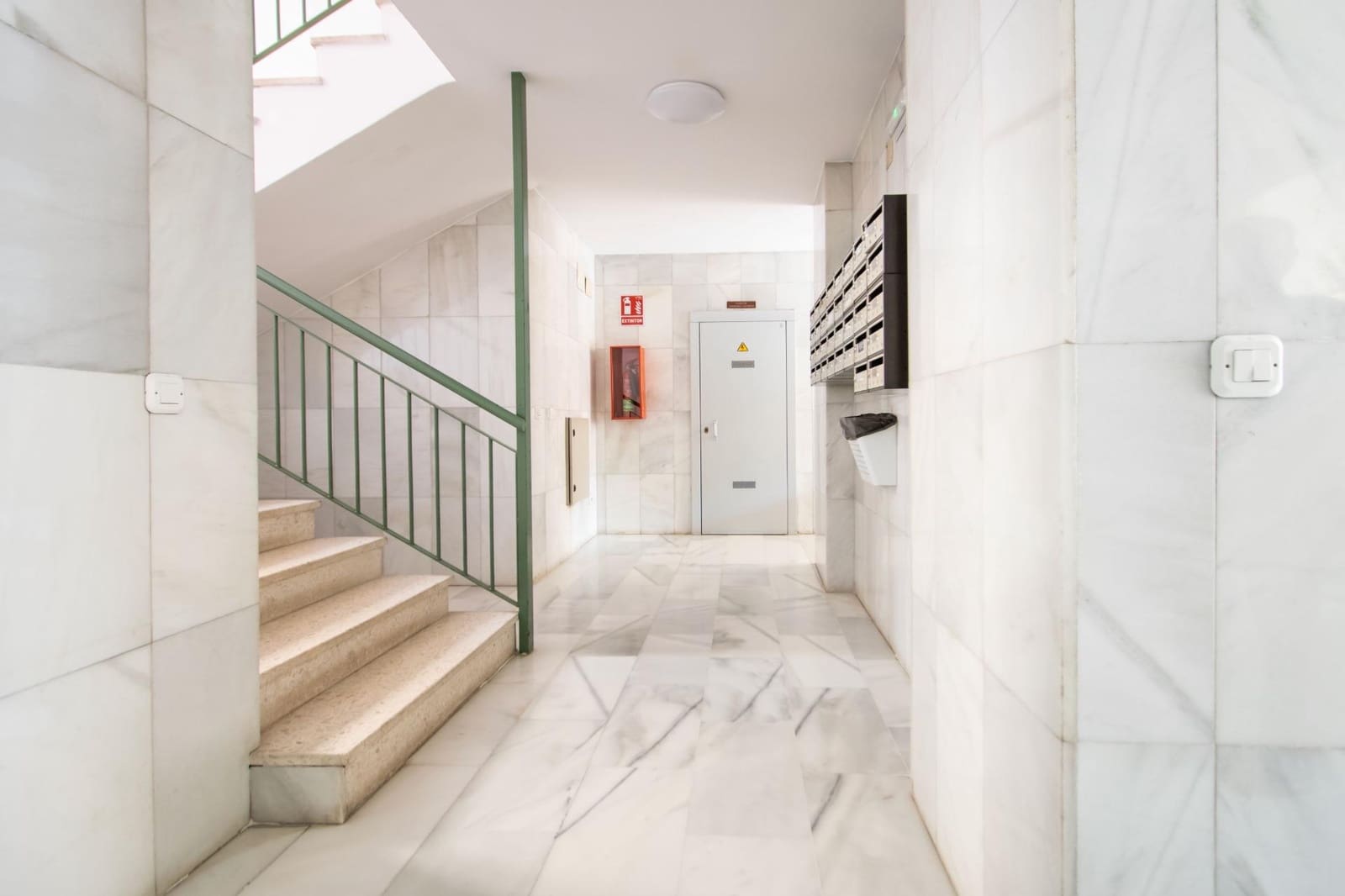 Piso de 3 habitaciones en Sevilla ciudad en venta con piscina garaje - 287.000 € (Ref: 10100266)