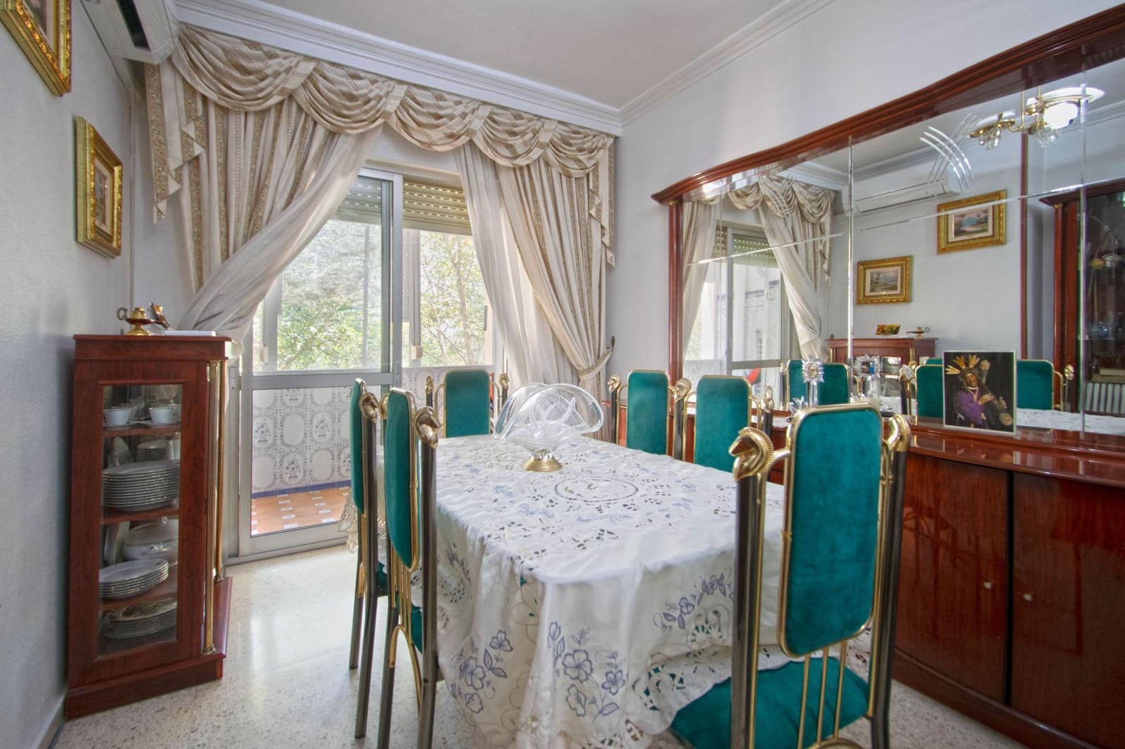 Piso de 3 habitaciones en Sevilla ciudad en venta con piscina garaje - 287.000 € (Ref: 10100266)
