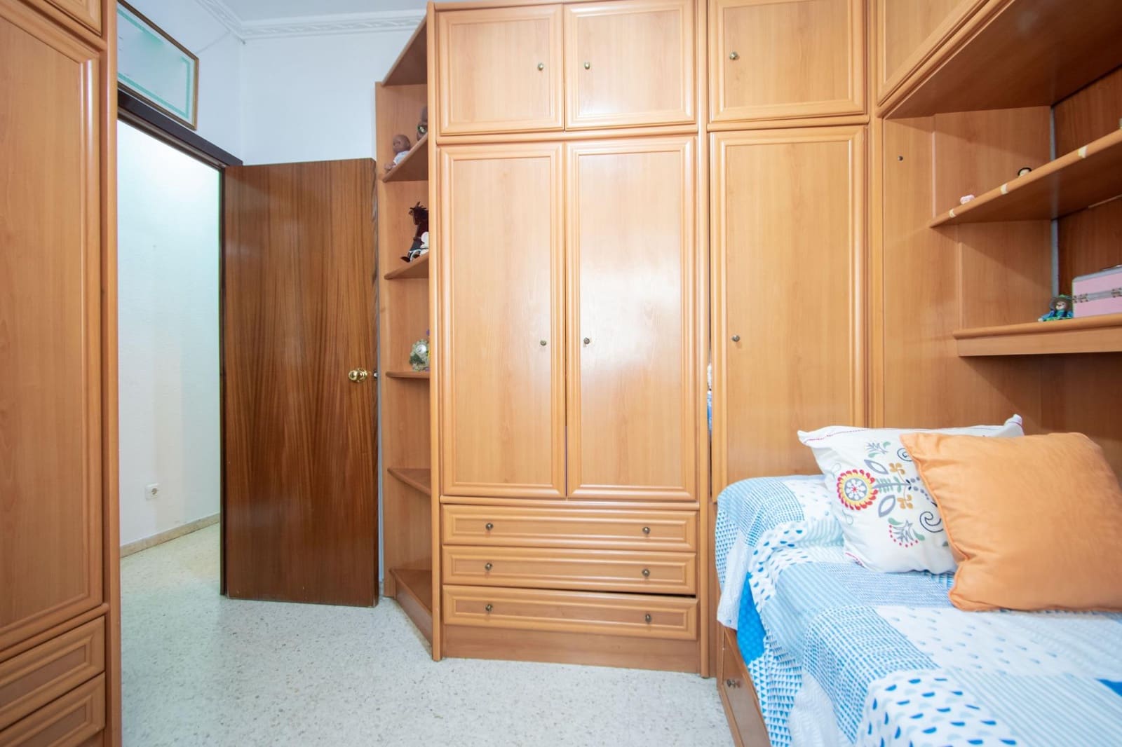 Piso de 3 habitaciones en Sevilla ciudad en venta con piscina garaje - 287.000 € (Ref: 10100266)