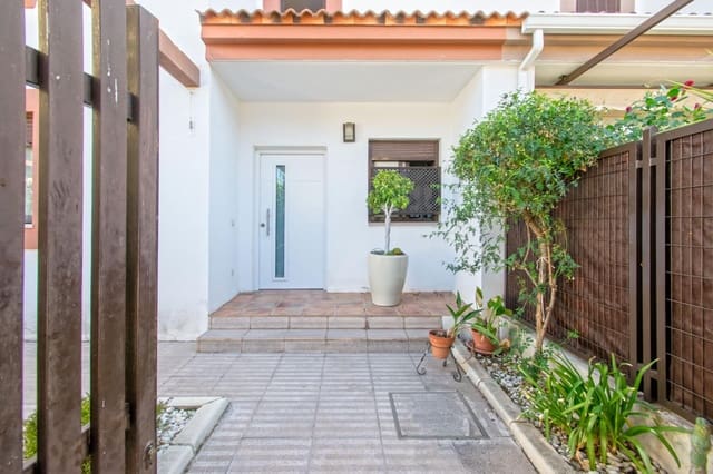 6 Zimmer Doppelhaus zu verkaufen in Las Pajanosas, Guillena - 335.888 € (Ref: 10100267)