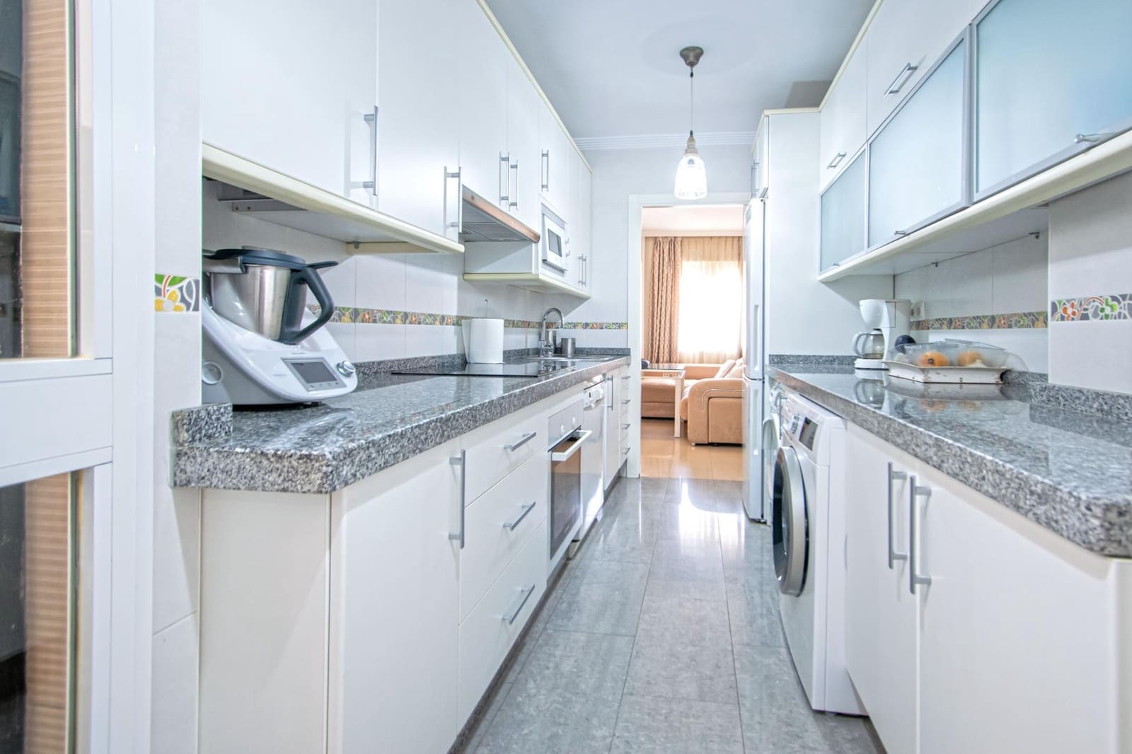 3 slaapkamer Flat te koop in Sevilla stad - € 315.000 (Ref: 10102730)