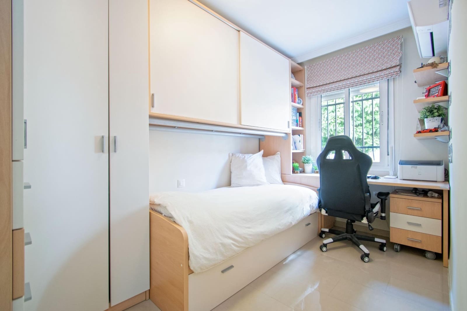 3 slaapkamer Flat te koop in Sevilla stad - € 315.000 (Ref: 10102730)