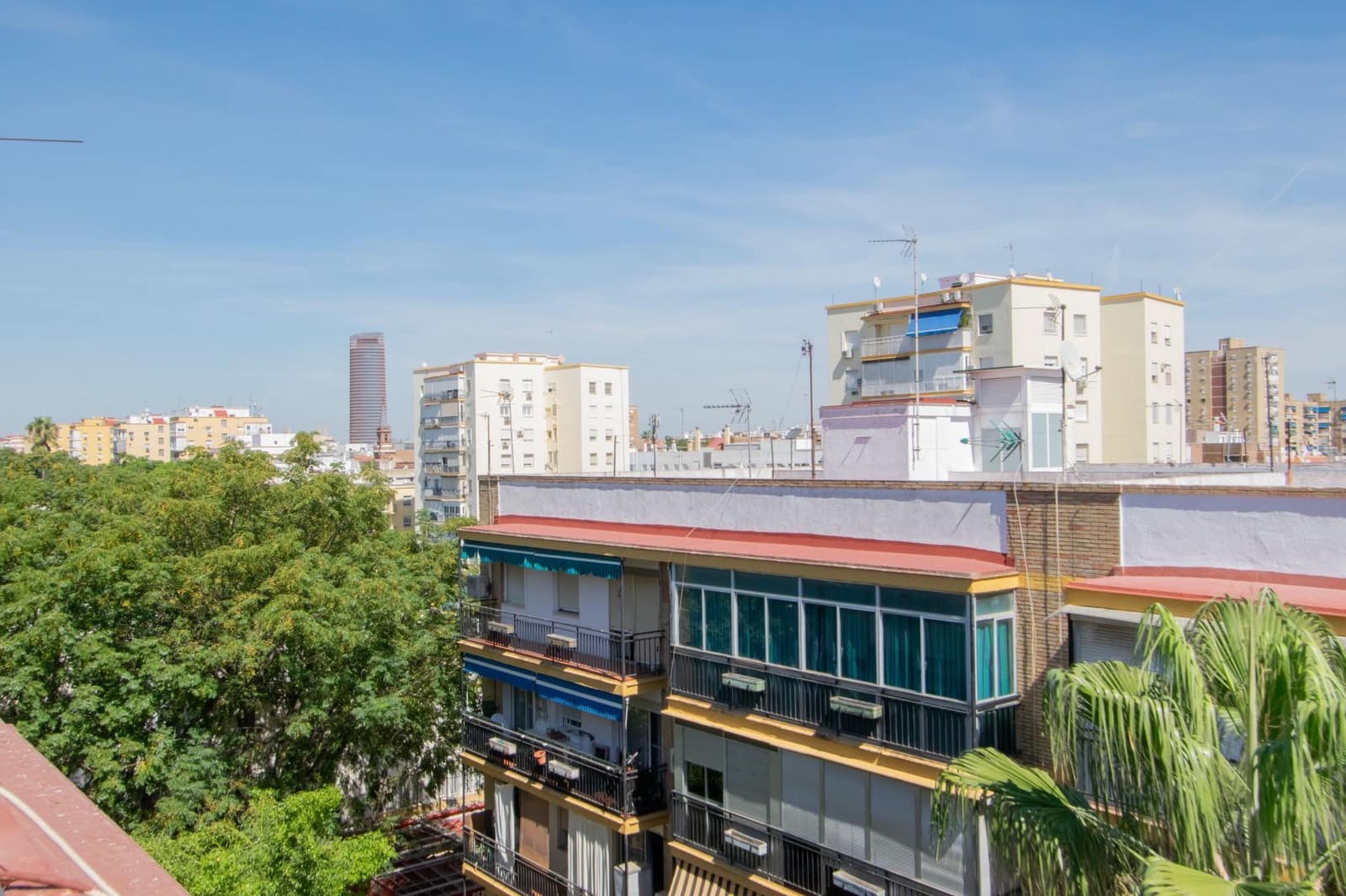 3 slaapkamer Flat te koop in Sevilla stad - € 315.000 (Ref: 10102730)