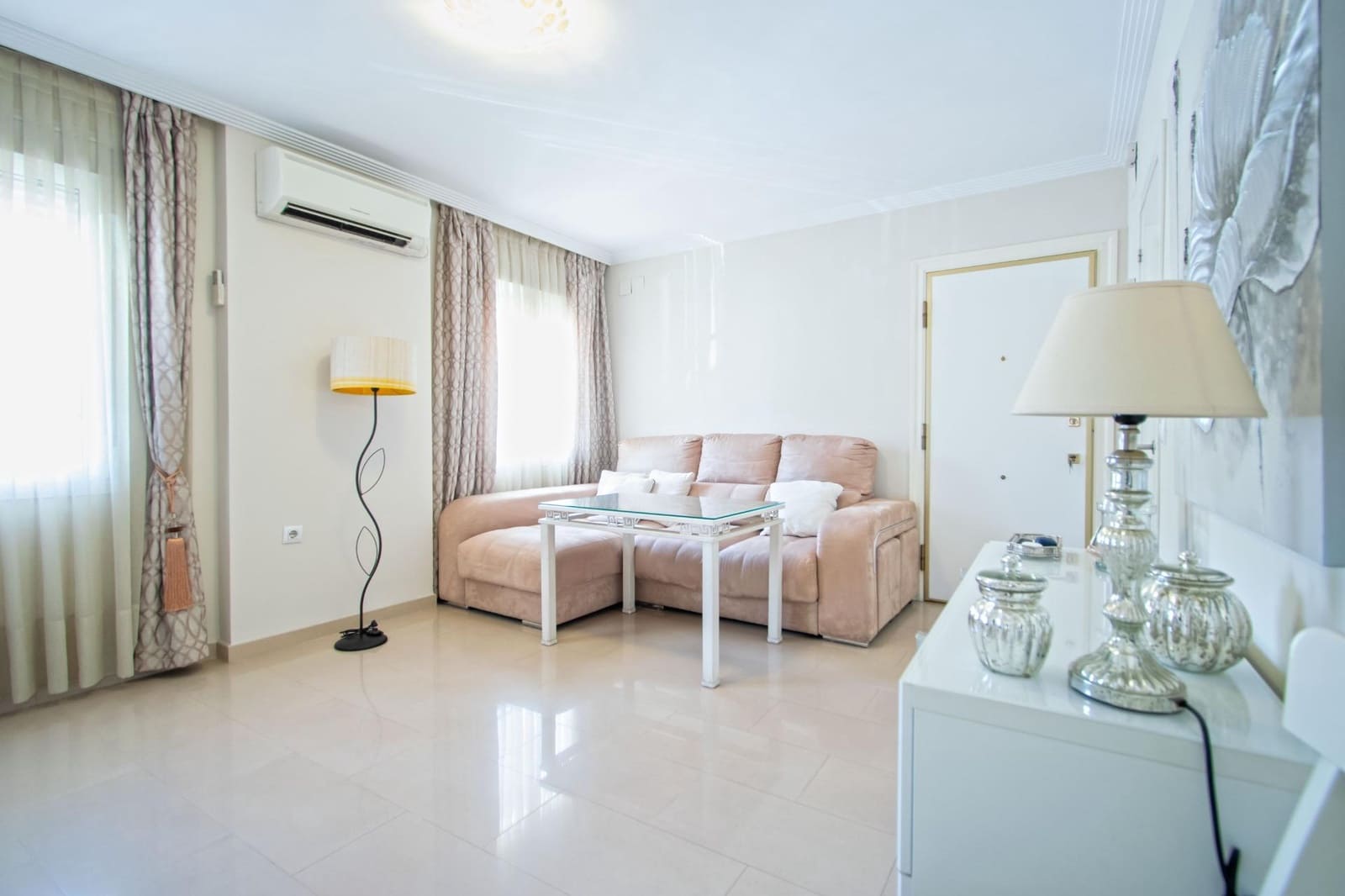 3 bedroom Flat for sale in Seville city - € 315,000 (Ref: 10102730)