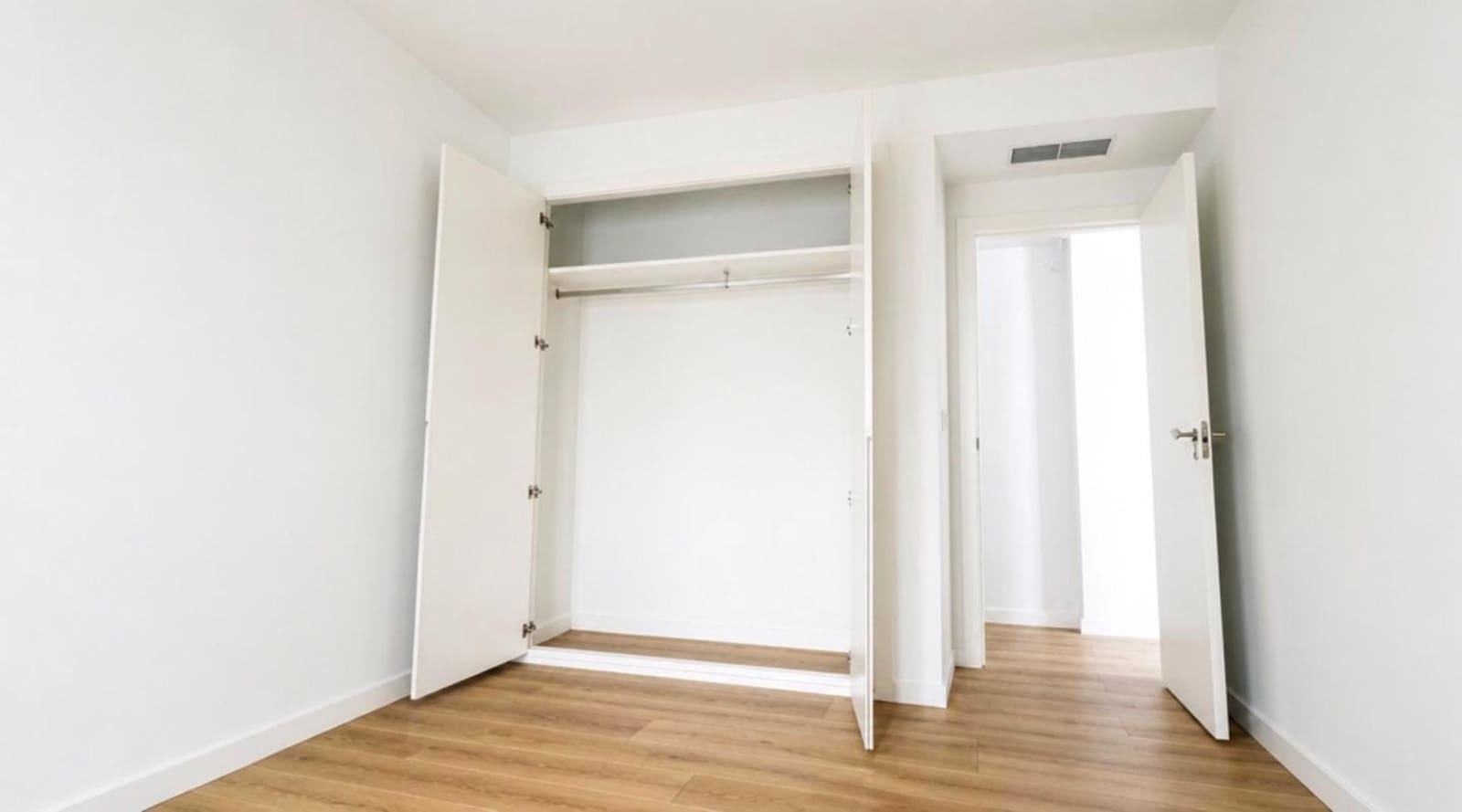 2 sypialnia Mieszkanie na sprzedaż w Miasto Sewilla z basenem garażem - 264 000 € (Ref: 10102732)