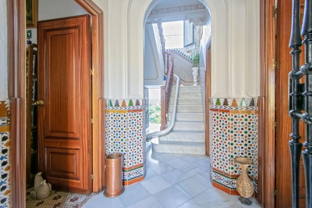 Casa de 6 habitaciones en Sevilla ciudad en venta con garaje - 719.900 € (Ref: 10119991)