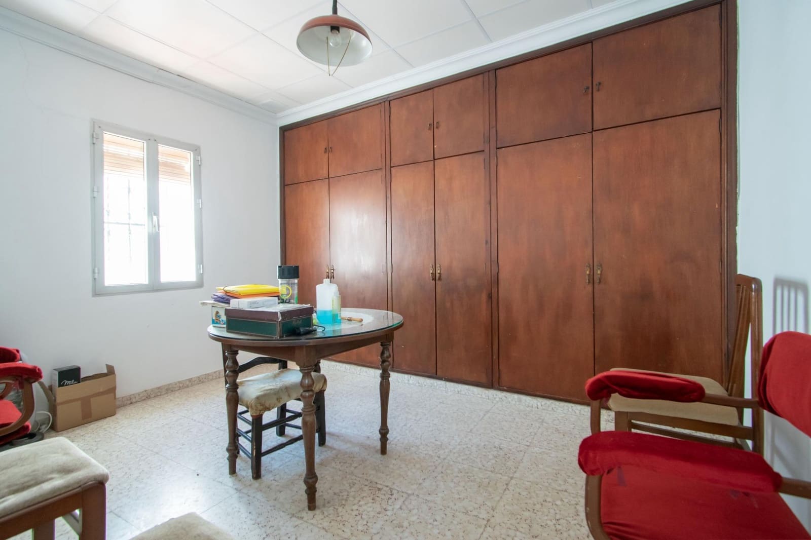 6 bedroom Townhouse for sale in Seville city with garage - € 719,900 (Ref: 10119991)