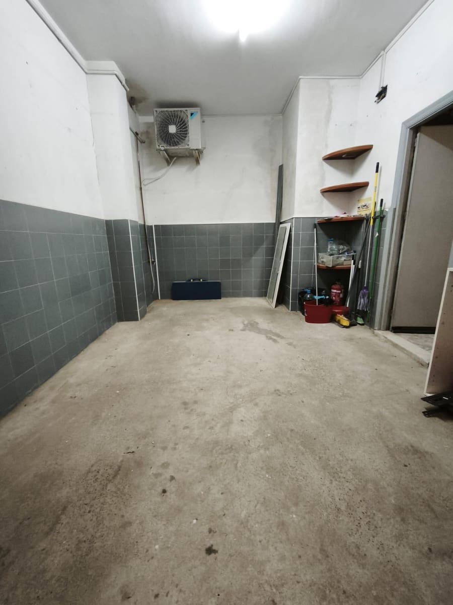 1 soveværelse Lejlighed til leje i Sevilla by med garage - € 1.300 (Ref: 10129646)