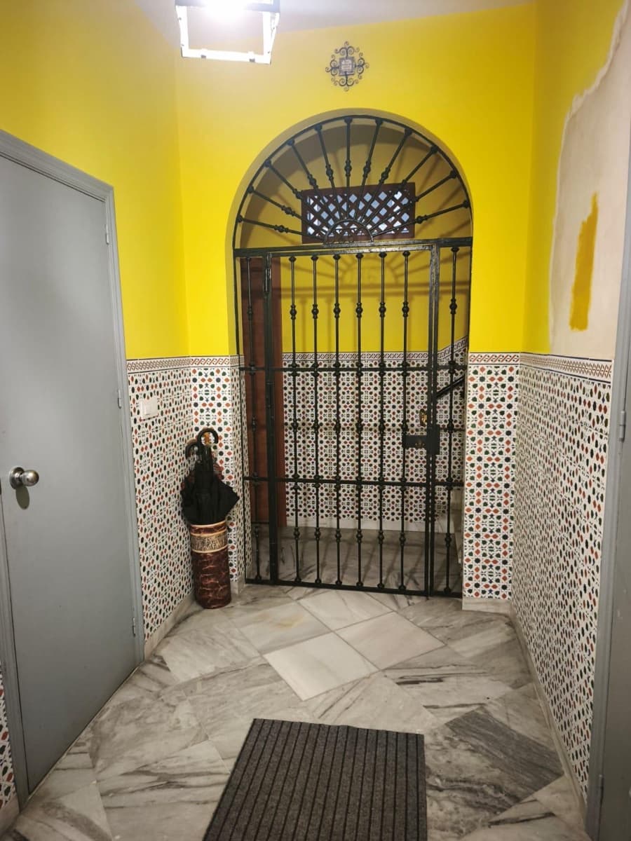1 soveværelse Lejlighed til leje i Sevilla by med garage - € 1.300 (Ref: 10129646)