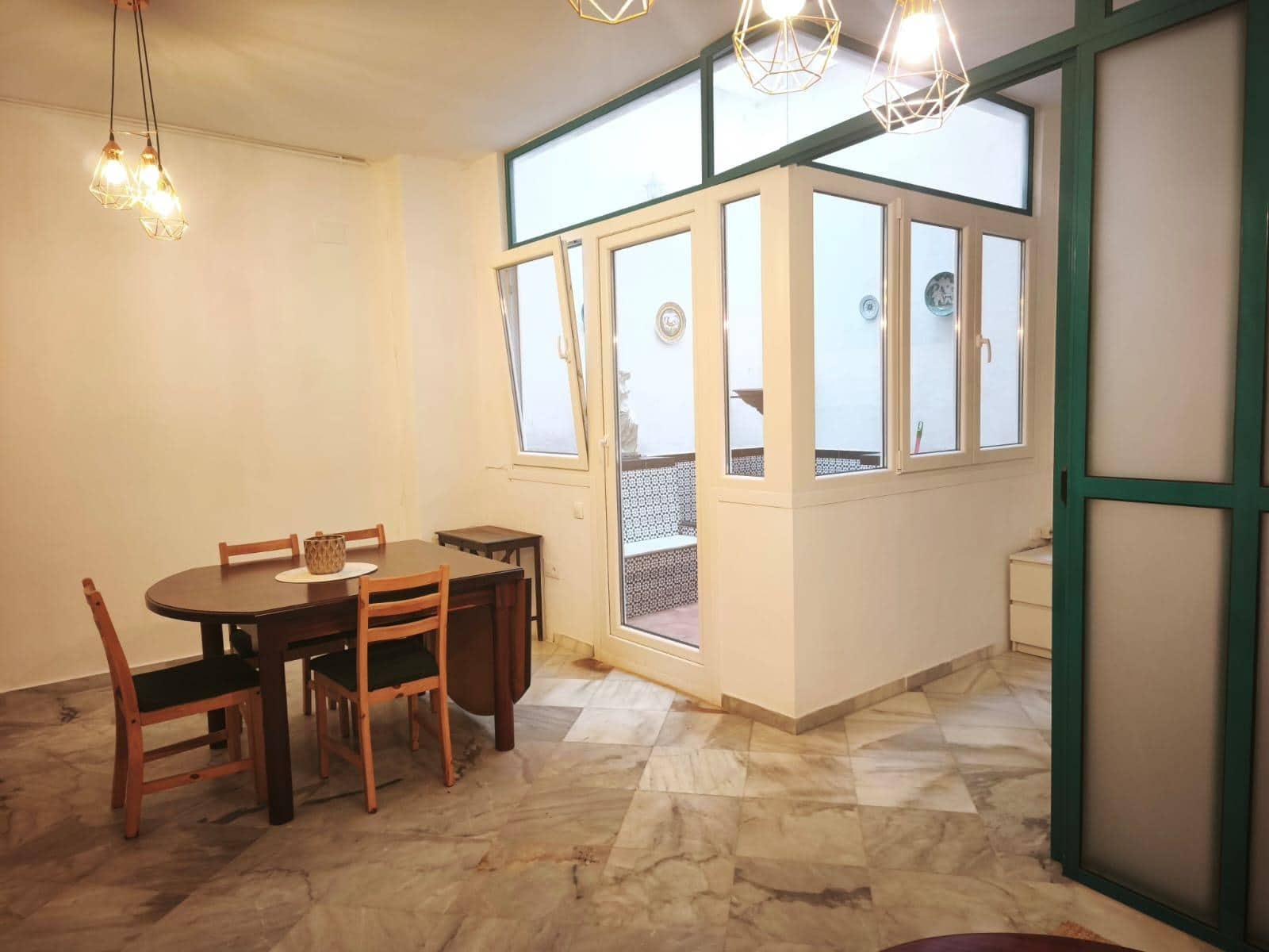 1 soveværelse Lejlighed til leje i Sevilla by med garage - € 1.300 (Ref: 10129646)