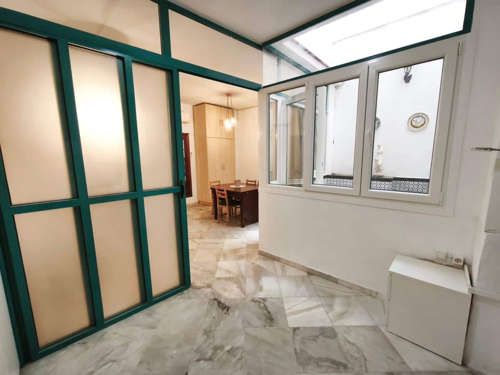 1 soveværelse Lejlighed til leje i Sevilla by med garage - € 1.300 (Ref: 10129646)