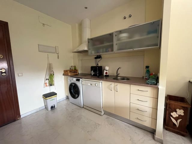 1 bedroom Studio for rent in Seville city - € 700 (Ref: 10129648)