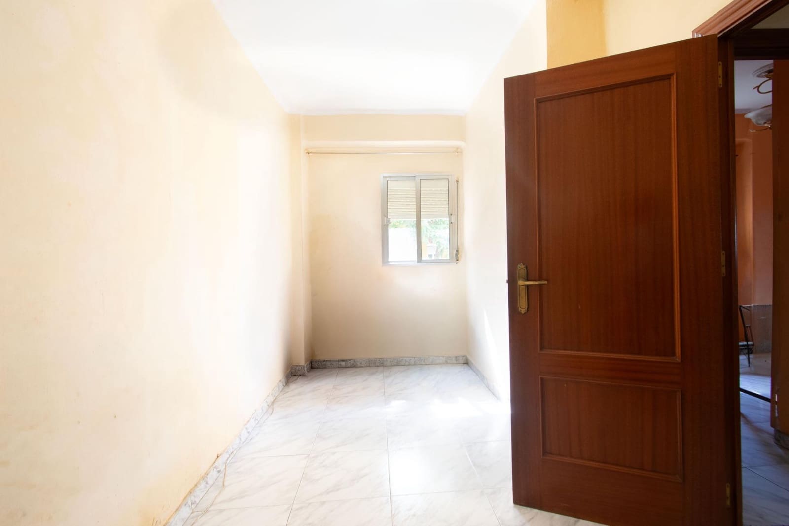 3 bedroom Flat for sale in Seville city - € 89,990 (Ref: 10129649)