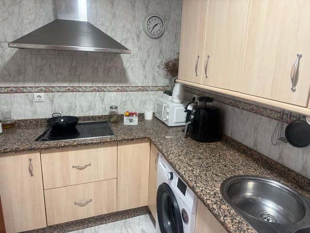 3 sovrum Lägenhet till salu i Sevilla stad - 145 000 € (Ref: 10129652)