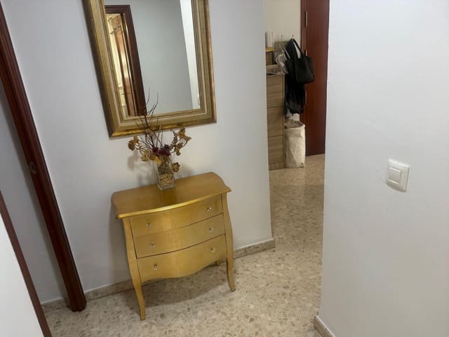 3 sovrum Lägenhet till salu i Sevilla stad - 145 000 € (Ref: 10129652)
