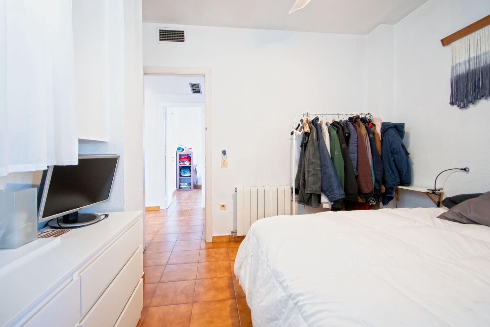 Pareado de 4 habitaciones en Tomares en venta con piscina garaje - 390.000 € (Ref: 10129653)