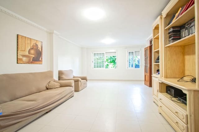 4 Zimmer Reihenhaus zu verkaufen in Sevilla Stadt - 370.000 € (Ref: 10132091)