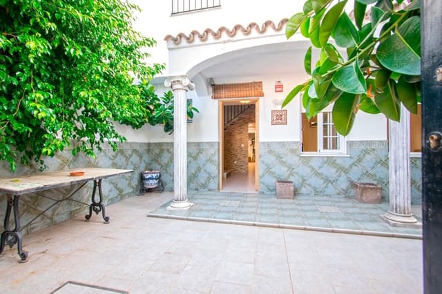4 Zimmer Reihenhaus zu verkaufen in Sevilla Stadt - 370.000 € (Ref: 10132091)