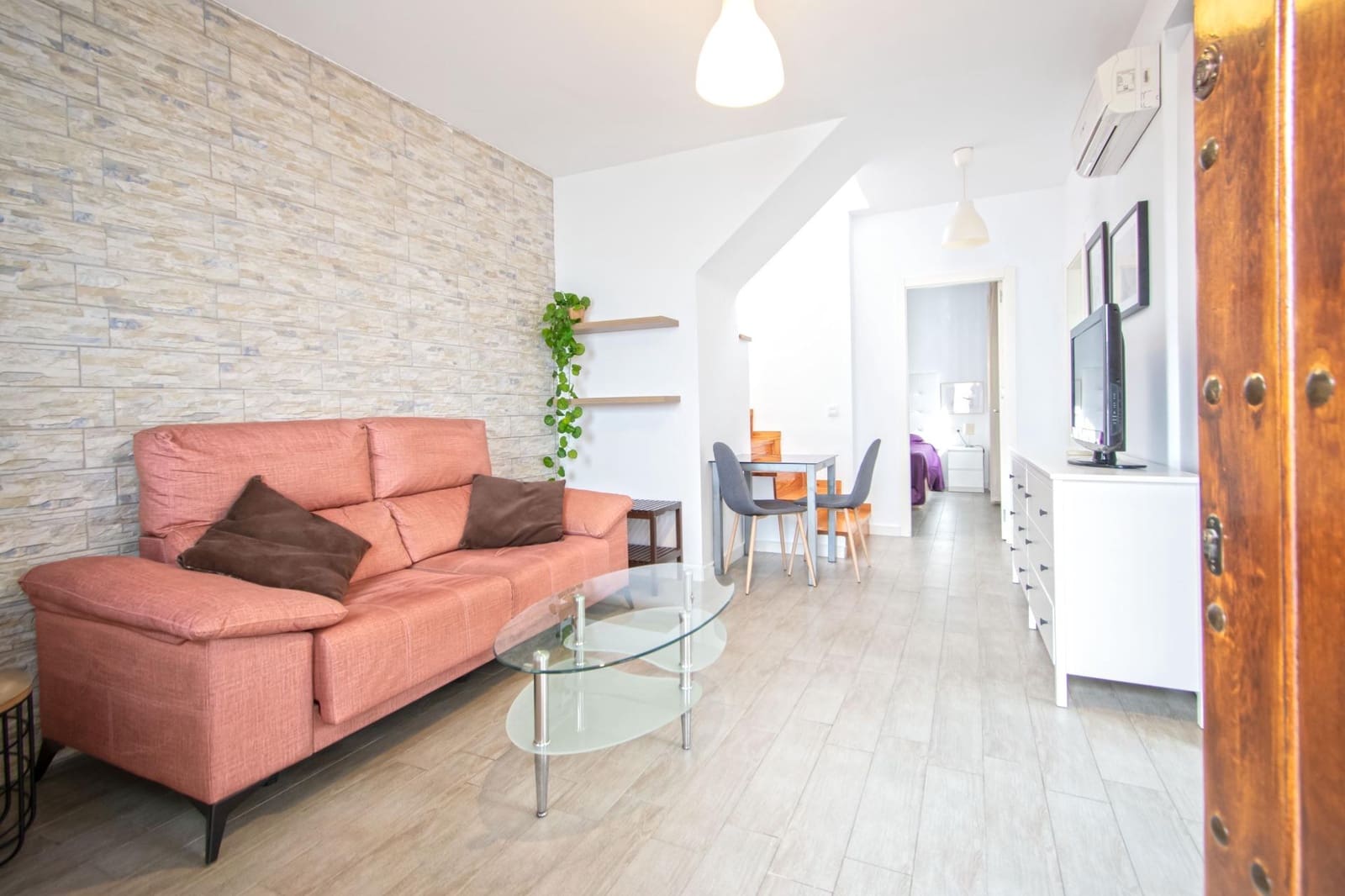 Apartamento de 1 habitación en Sanlúcar la Mayor en venta con garaje - 105.000 € (Ref: 10132092)