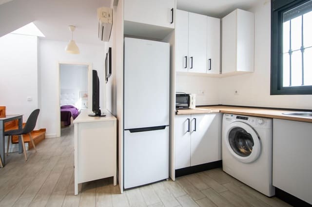 Apartamento de 1 habitación en Sanlúcar la Mayor en venta con garaje - 105.000 € (Ref: 10132092)