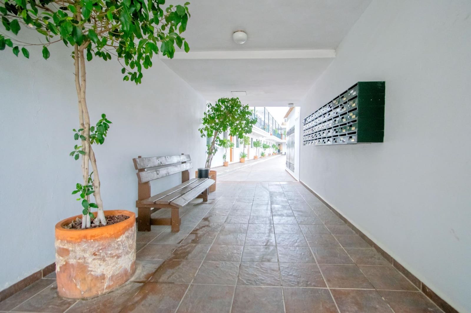 Apartamento de 1 habitación en Sanlúcar la Mayor en venta con garaje - 105.000 € (Ref: 10132092)