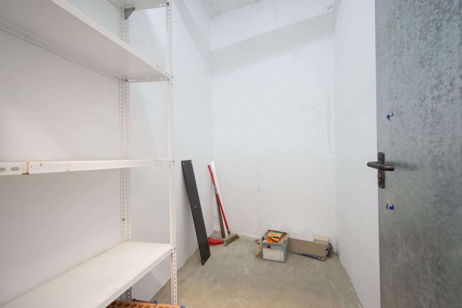 Apartamento de 1 habitación en Sanlúcar la Mayor en venta con garaje - 105.000 € (Ref: 10132092)