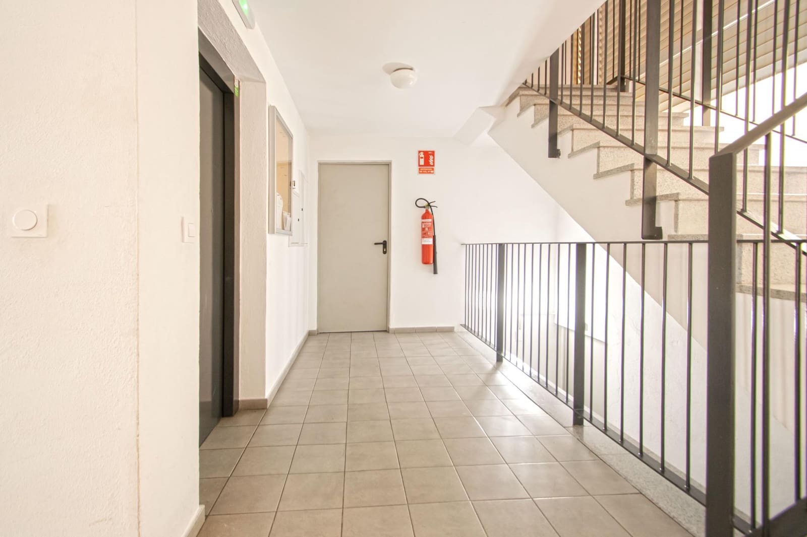 4 quarto Apartamento para venda em Tomares com garagem - 267 000 € (Ref: 10132093)