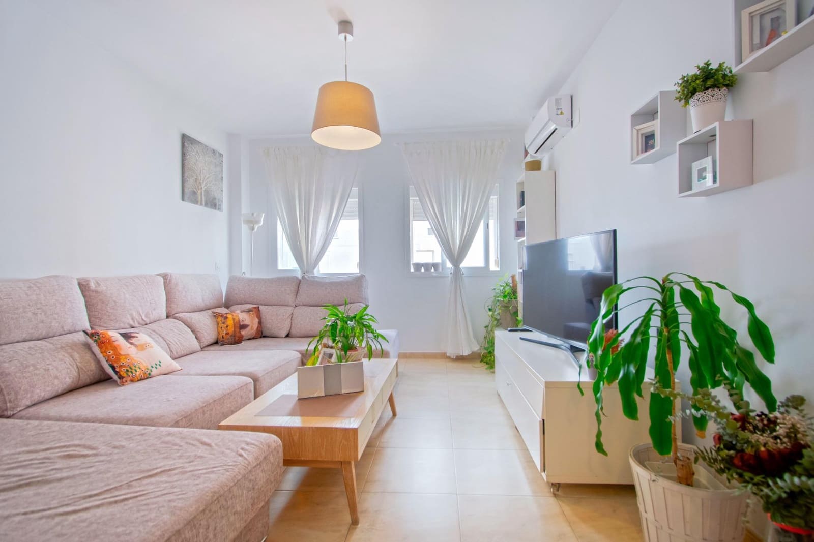 4 quarto Apartamento para venda em Tomares com garagem - 267 000 € (Ref: 10132093)