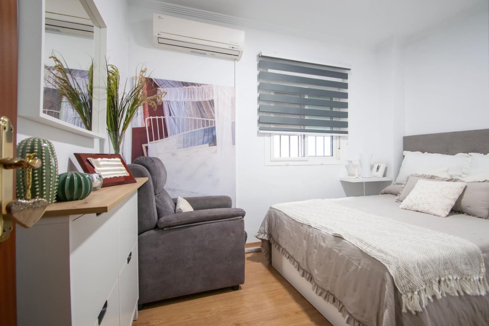 3 makuuhuone Asunto myytävänä paikassa Sevilla kaupunki - 160 000 € (Ref: 10142450)